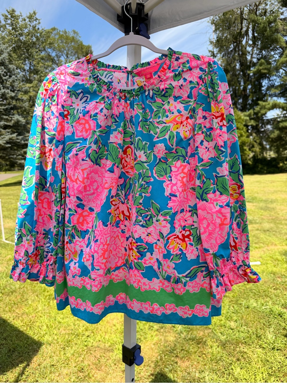 Lilly Pulitzer Top with ruffle neckline and bordered hem